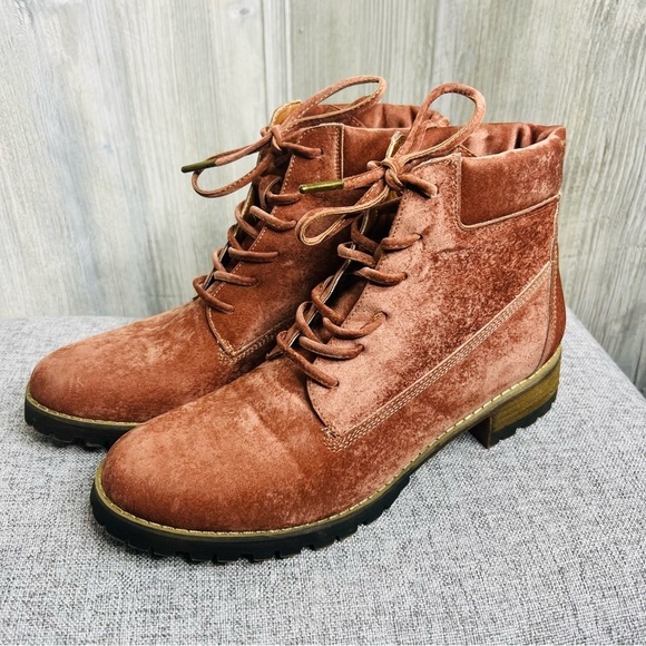 Mi.iM Sunset Velvet Lace-Up Boots - Picture 9 of 9